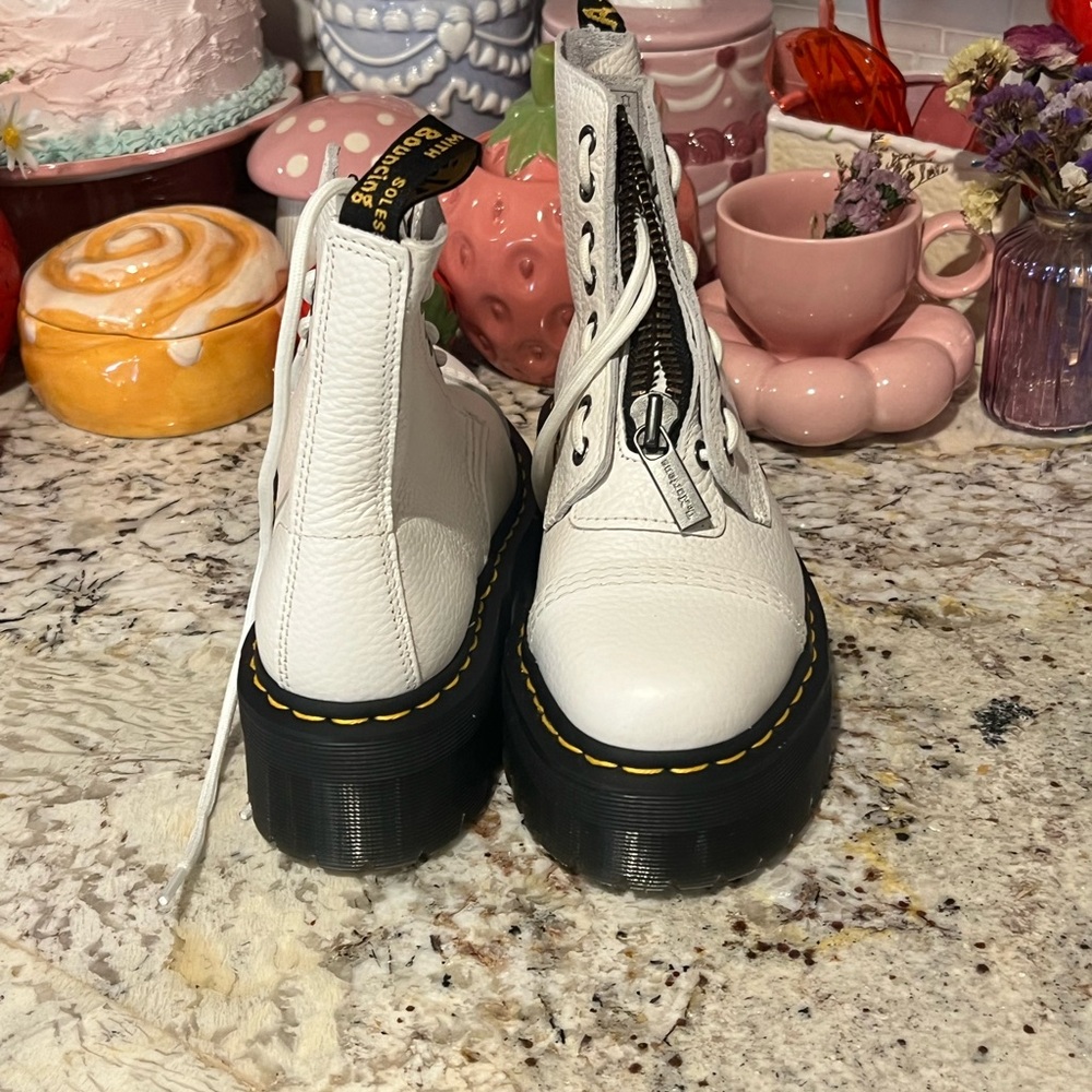 White Dr. Martens Sinclair Leather Platform Boots with Zip & Lace - Picture 3 of 6